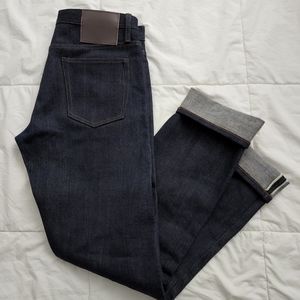 The Unbranded Brand UB221 Tapered Fit 21oz Heavyweight Indigo Selvedge Denim